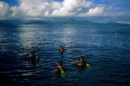 Archipel-des-Comores;-France;-Kaleidos;-Kaleidos-images;-La-parole-à-limage;-Laurent-Abad;-Loisirs;-Mayotte;-Mer;-Nuages;-Océan-Indien;-Plongée;-Plongeurs;-Sport;-Stories-Pictures